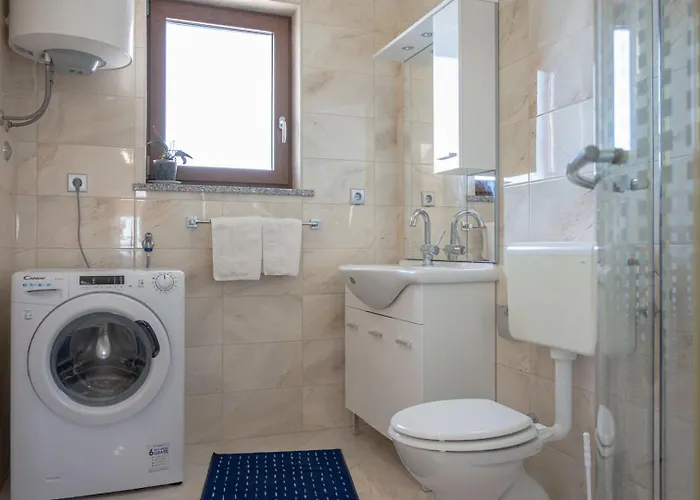 Apartament The Garden App 1 *